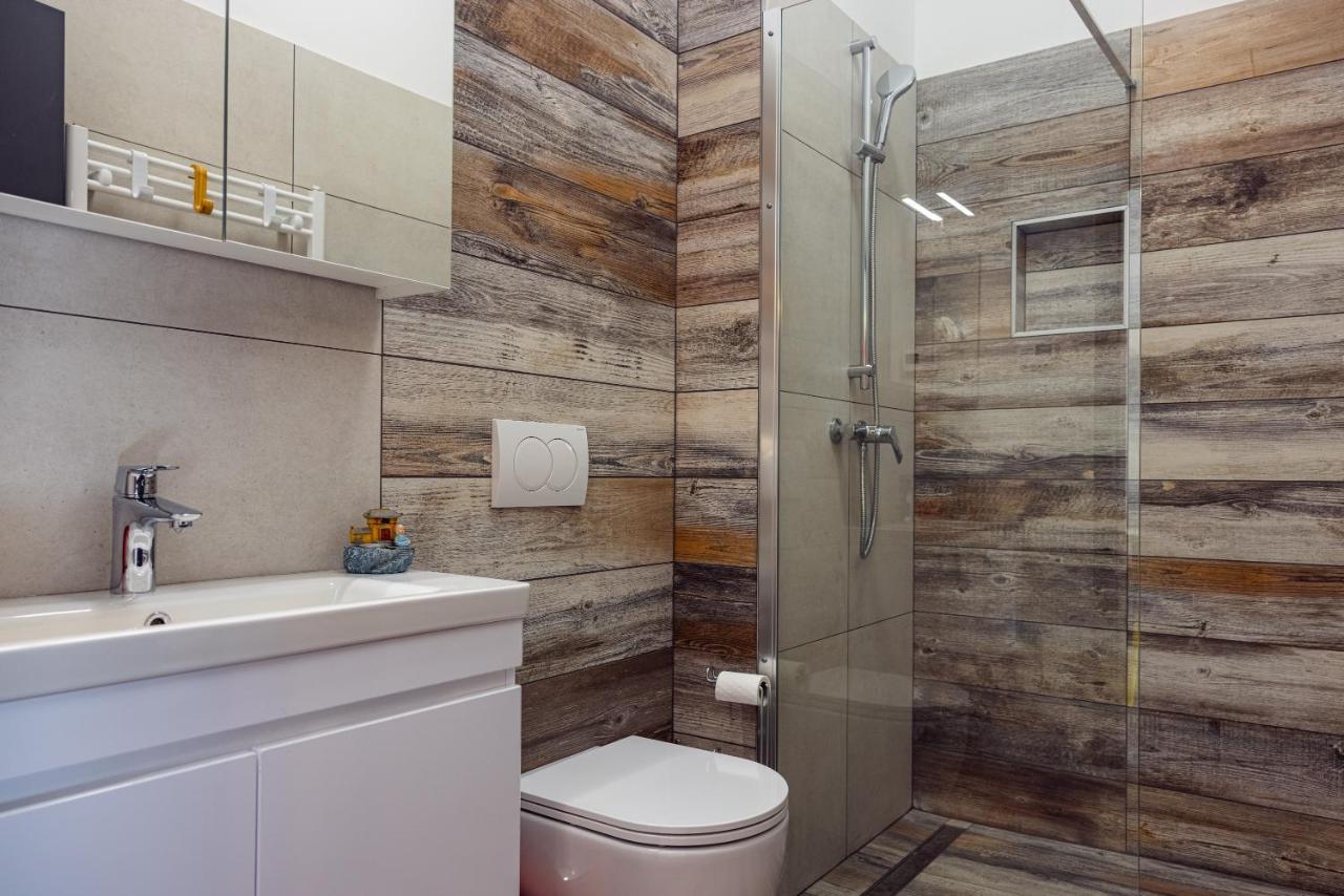 House Frida Apartment Копер Екстериор снимка