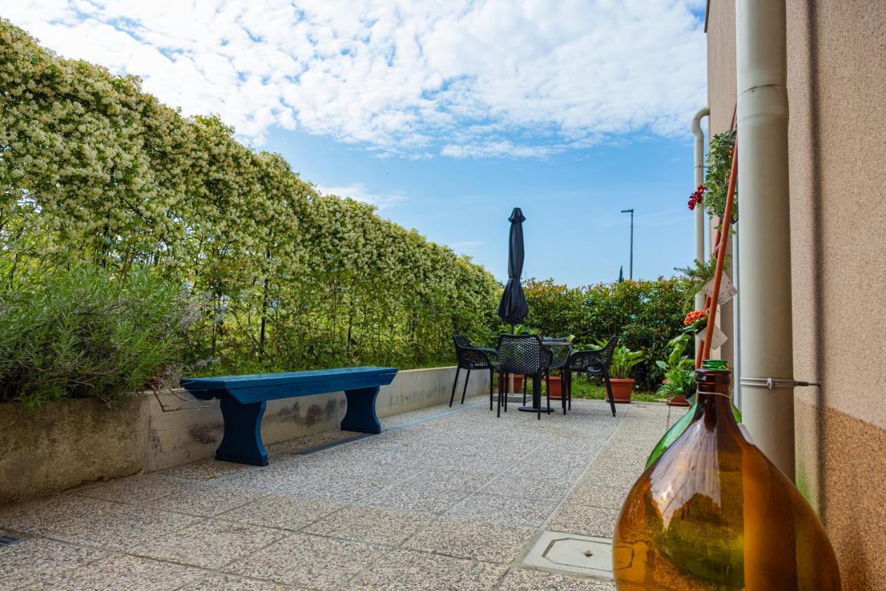 House Frida Apartment Копер Екстериор снимка